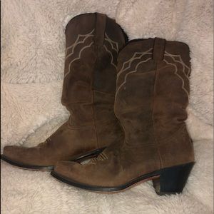 Women’s cowgirl boots.